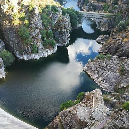 Penzion El Egio Cervera de Buitrago Exteriér fotografie